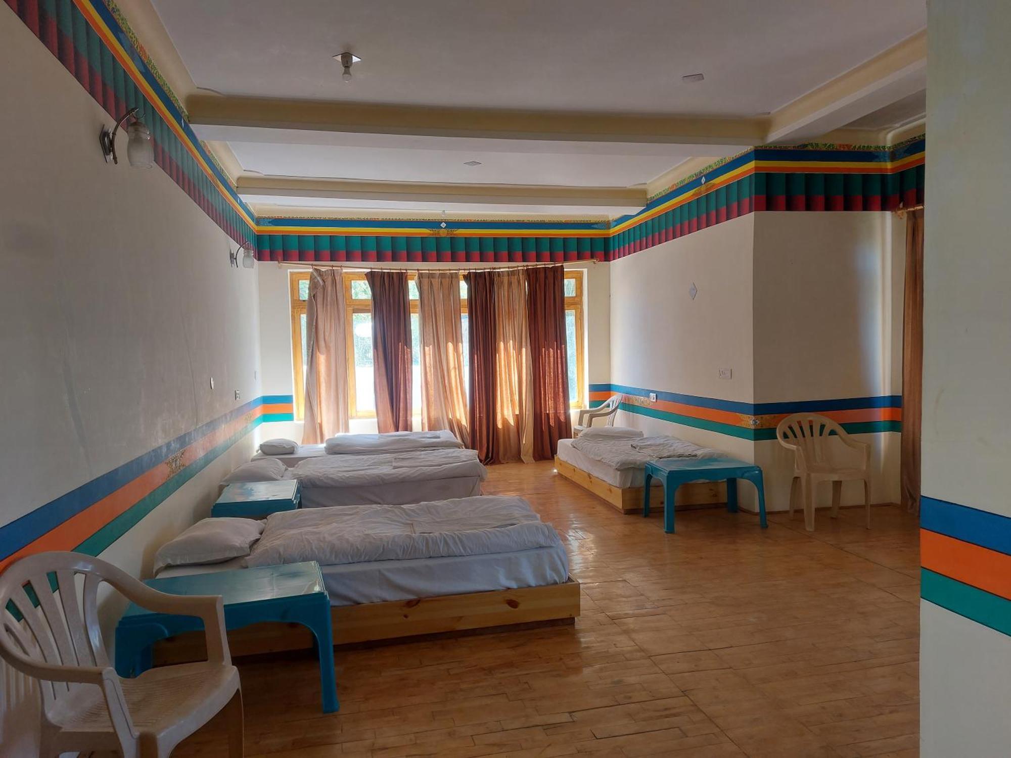 Smanla Guest House Leh Room photo